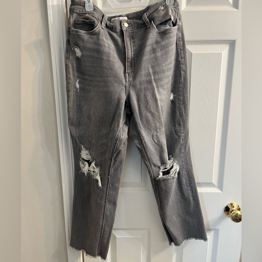 Flying Monkey boyfriend cut gray cropped jeans